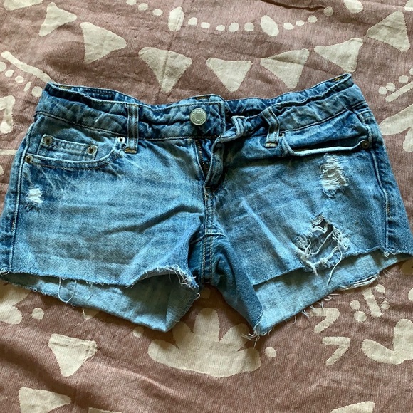 American Eagle Outfitters Pants - American Eagle Raw Hem Summer Shorts
